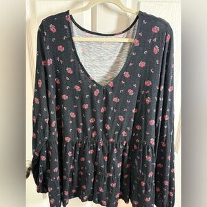 Torrid Heather Gray Top with Pink Floral Design